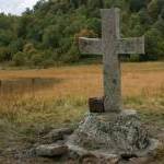 Восстановленный христианский памятник в Морах