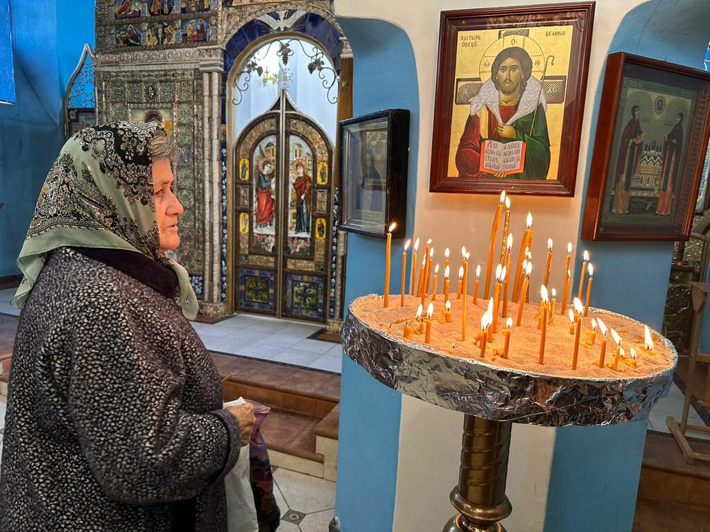 В храме Рождества Пресвятой Богородицы в Цхинвале прошло богослужение в  честь Крещения Господня | Государственное информационное агентство 