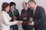 Президент РЮО Эдуард Кокойты поздравил женщин с 8 марта