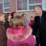 Эдуард Кокойты поздравил детей России с Новым Годом и Рождеством