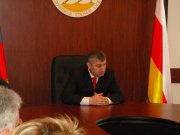 Президент РЮО провел встречу с представителями общественности