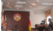 Президент РЮО Эдуард Кокойты провел совещание с главами министерств и ведомств