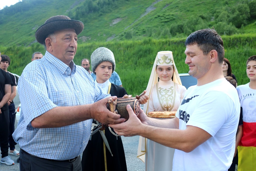 Свежие новости осетии. Алания информ Южная Осетия. Село рук.